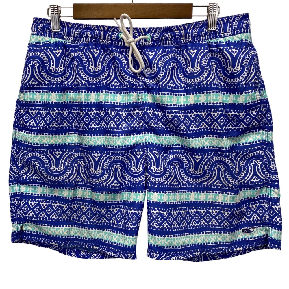 Vineyard Vines Swim Trunks Mens M Blue Geometric Paisley Board Shorts 7in inseam